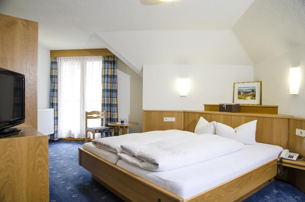 Idhof Hotel