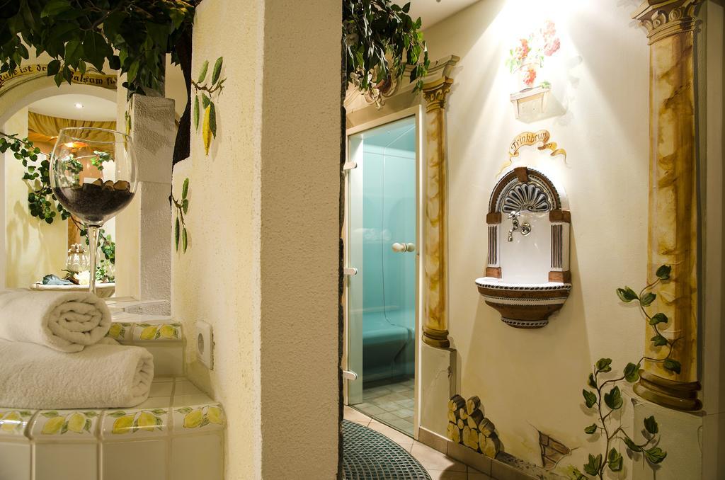 Idhof Hotel